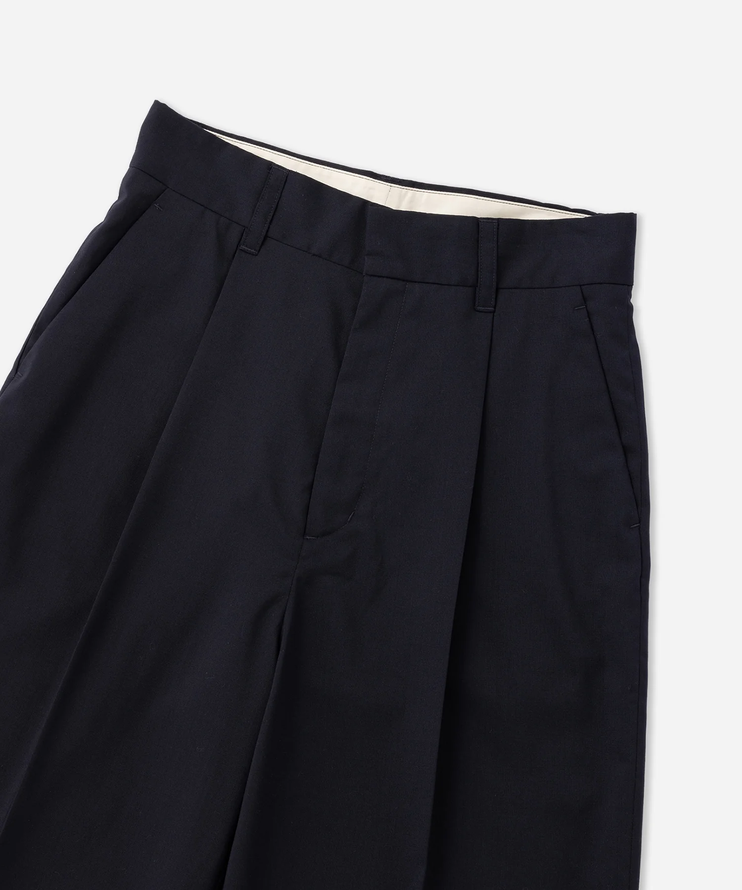 Kim Pleated Shorts - Image 5