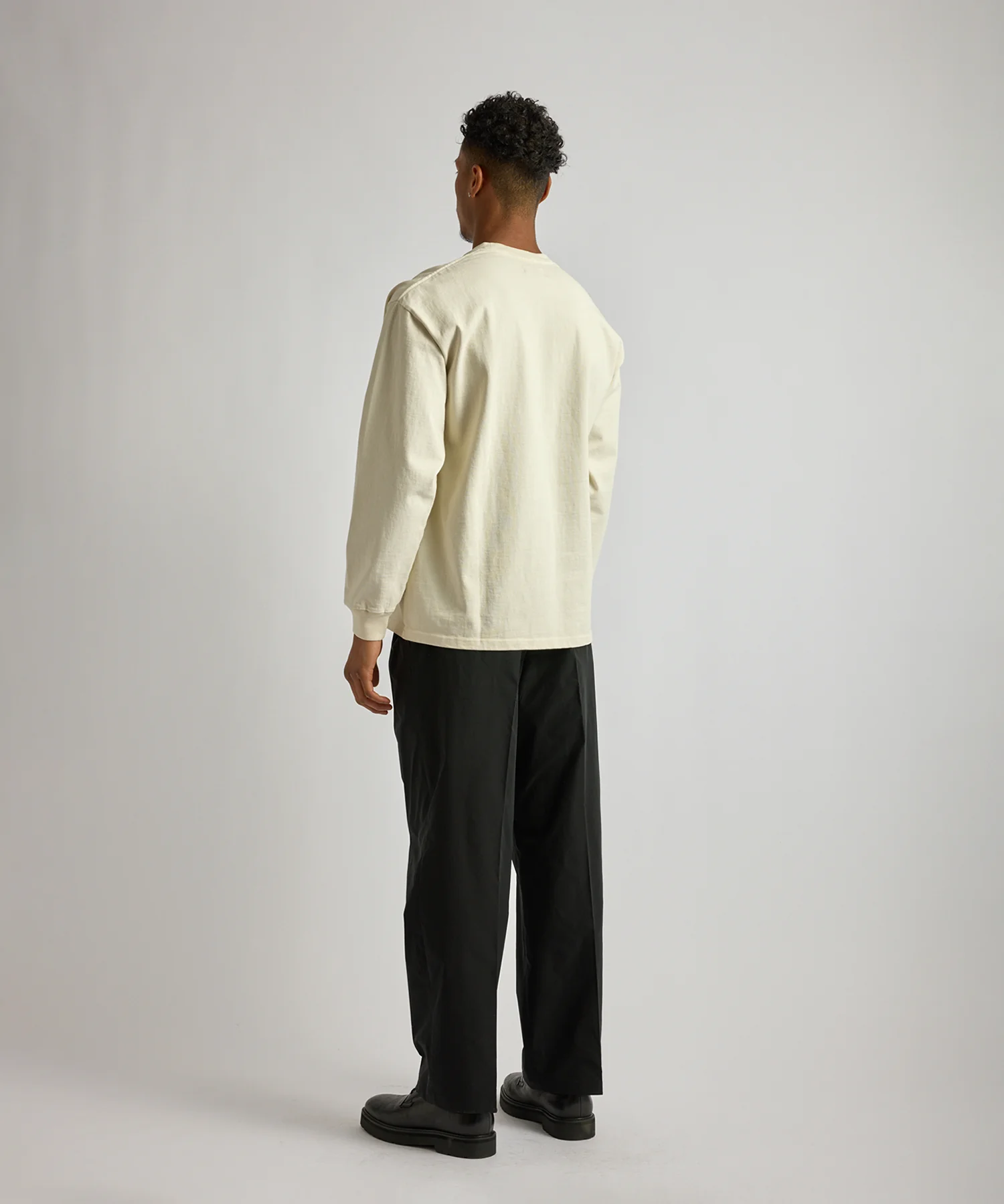 Max Weight Pigment Dyed Tee - Image 4