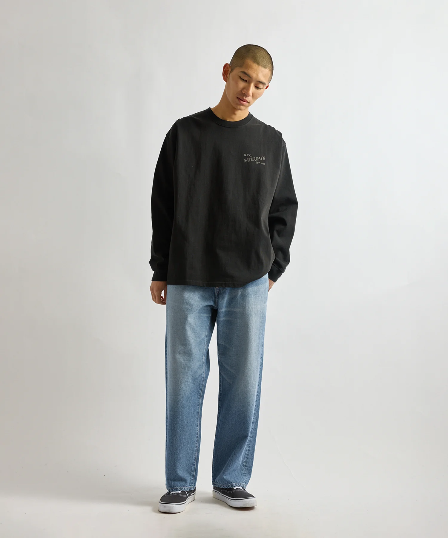 Max Weight Vintage Serif Long Sleeve Tee - Image 3