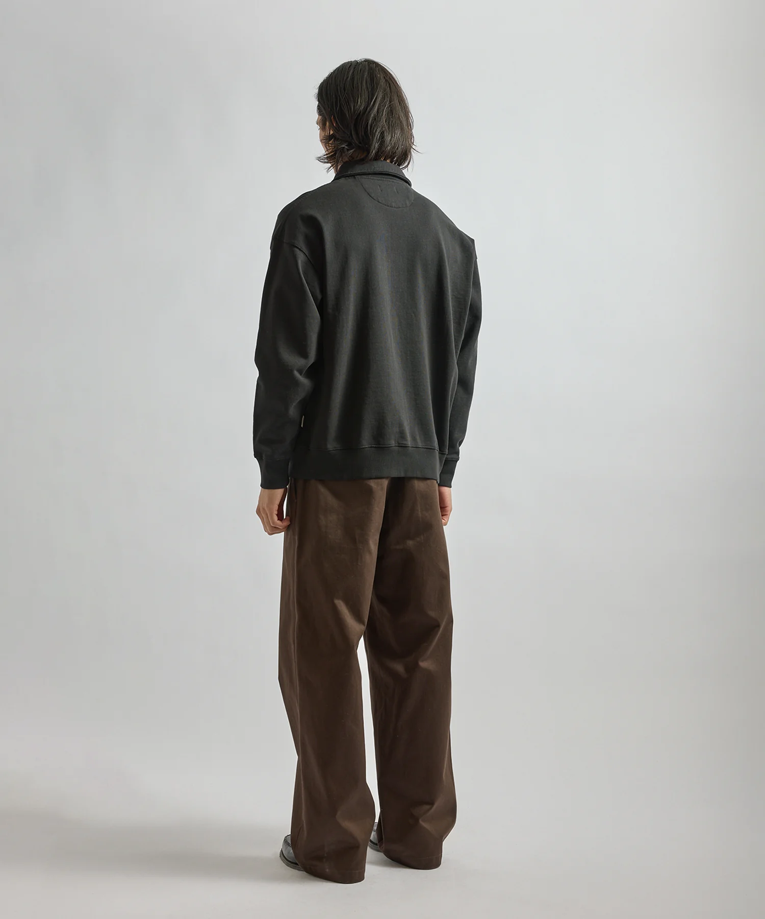 Mott Relaxed Quarter Zip Sweatshirt - Image 4