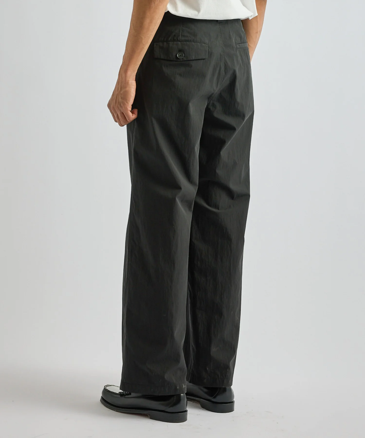 George Wide Two Tuck Pant - Image 3