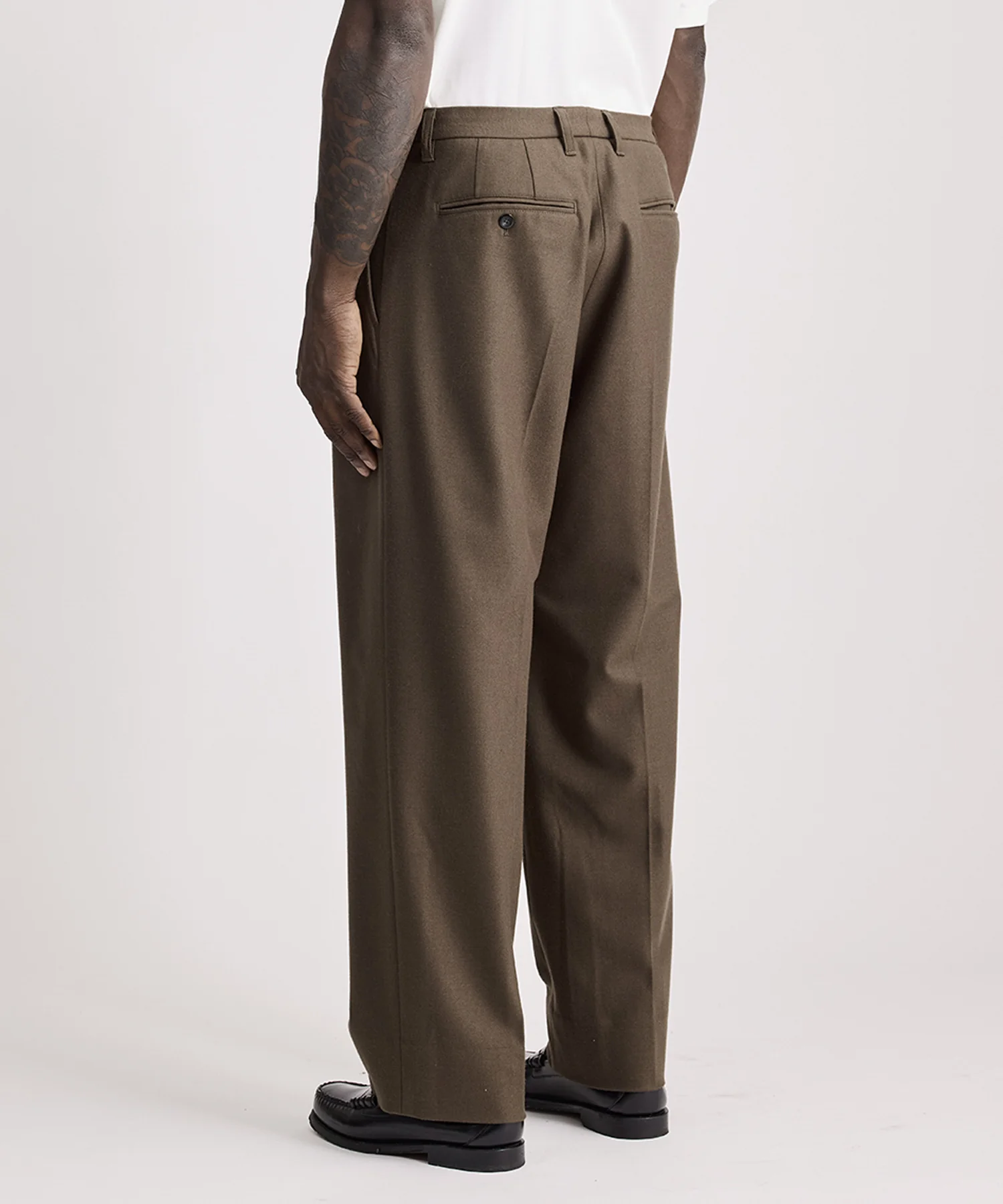 George Flannel Two Tuck Pant - Image 3