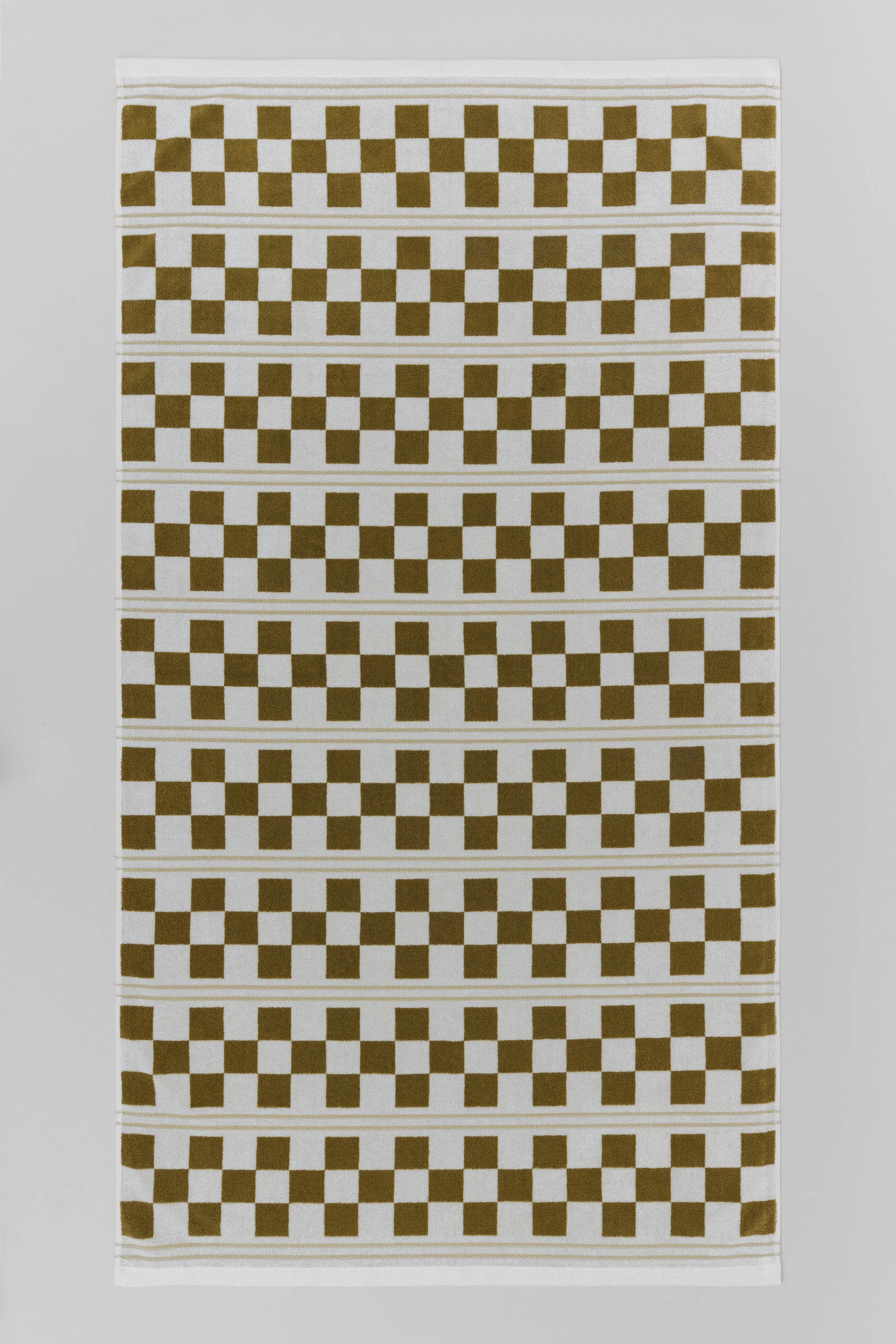 Busby Pool Towel - Image 2